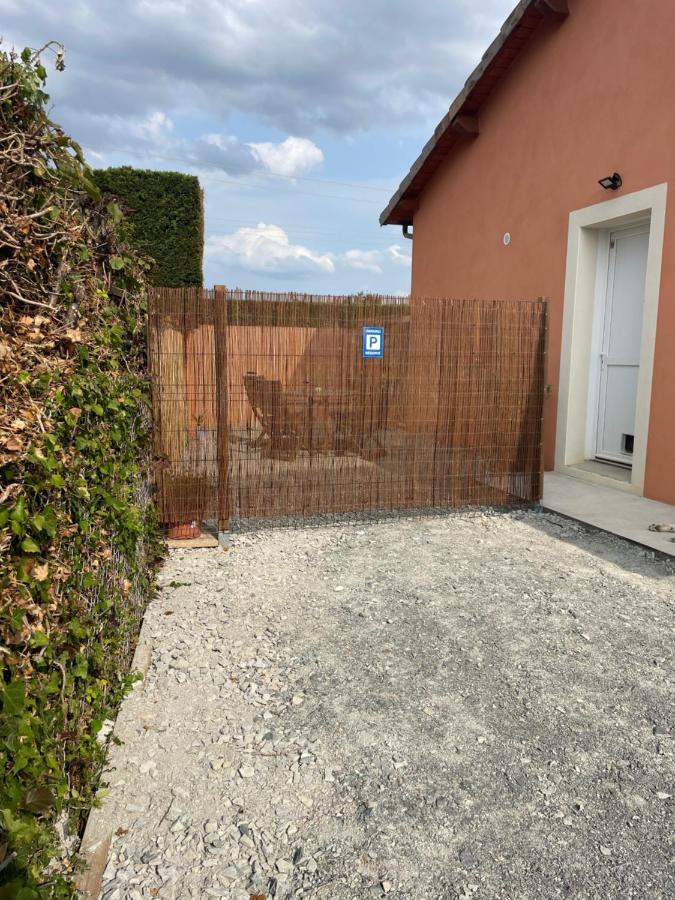 Bienvenue En Beaujolais Saint-Jean-d'Ardieres Exterior foto